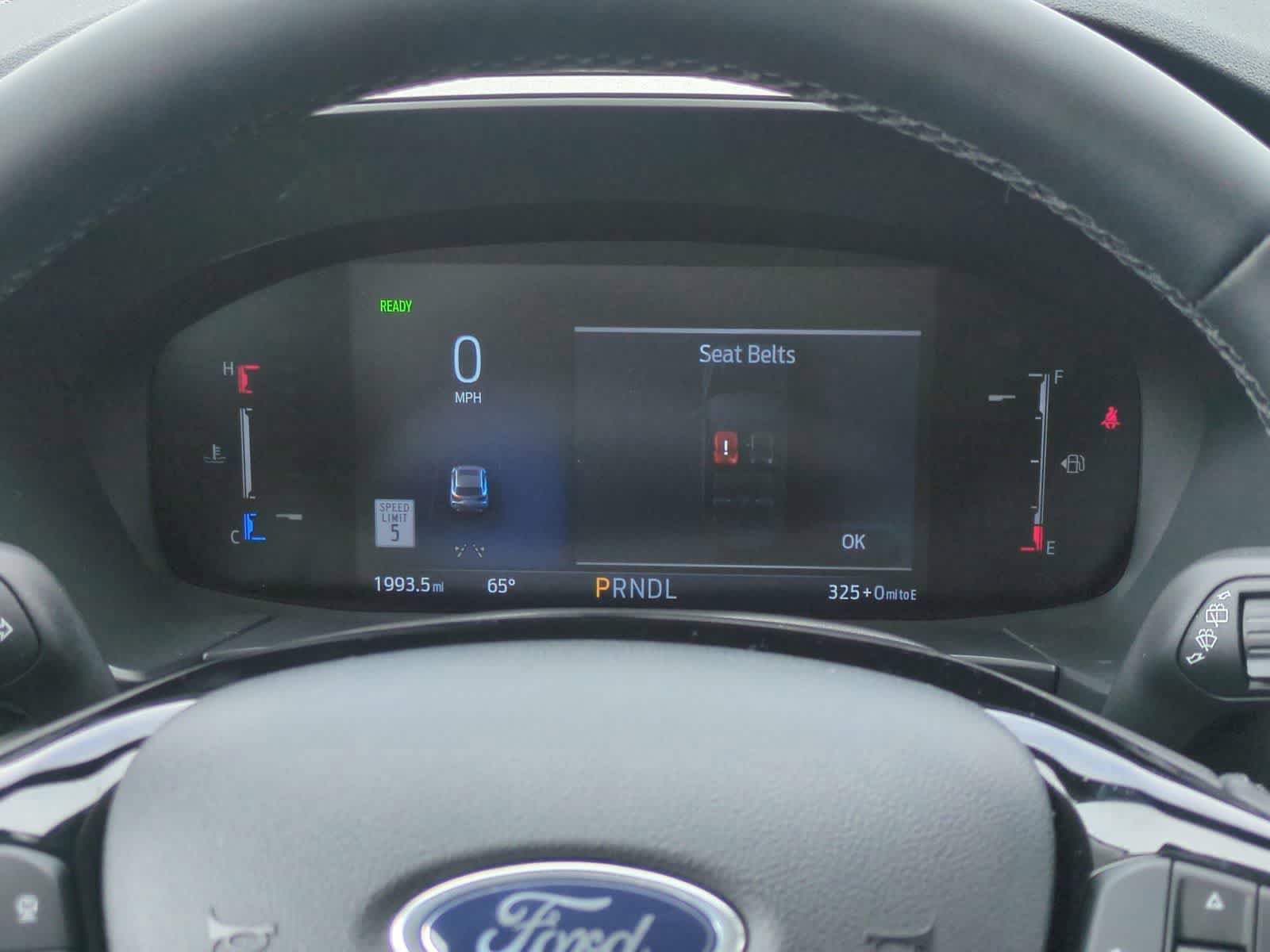 Certified 2025 Ford Escape SE w/ Class II Trailer Tow Package FWD image 33