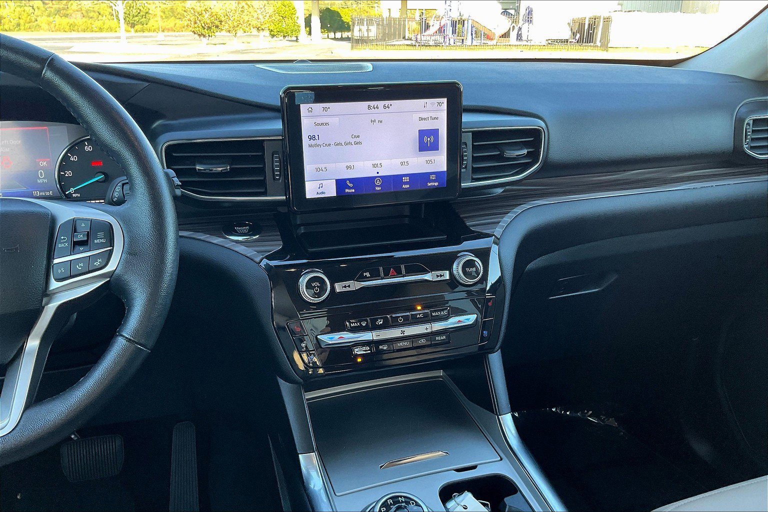 Certified 2024 Ford Explorer Limited image 6