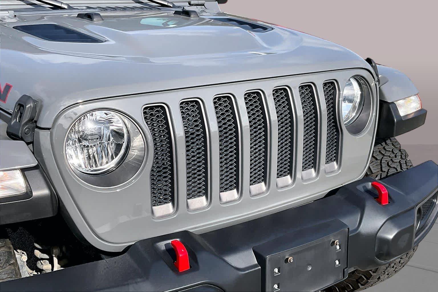Used 2021 Jeep Wrangler Unlimited Rubicon w/ Xtreme Recon 35" Tire Package AWD/4WD image 26