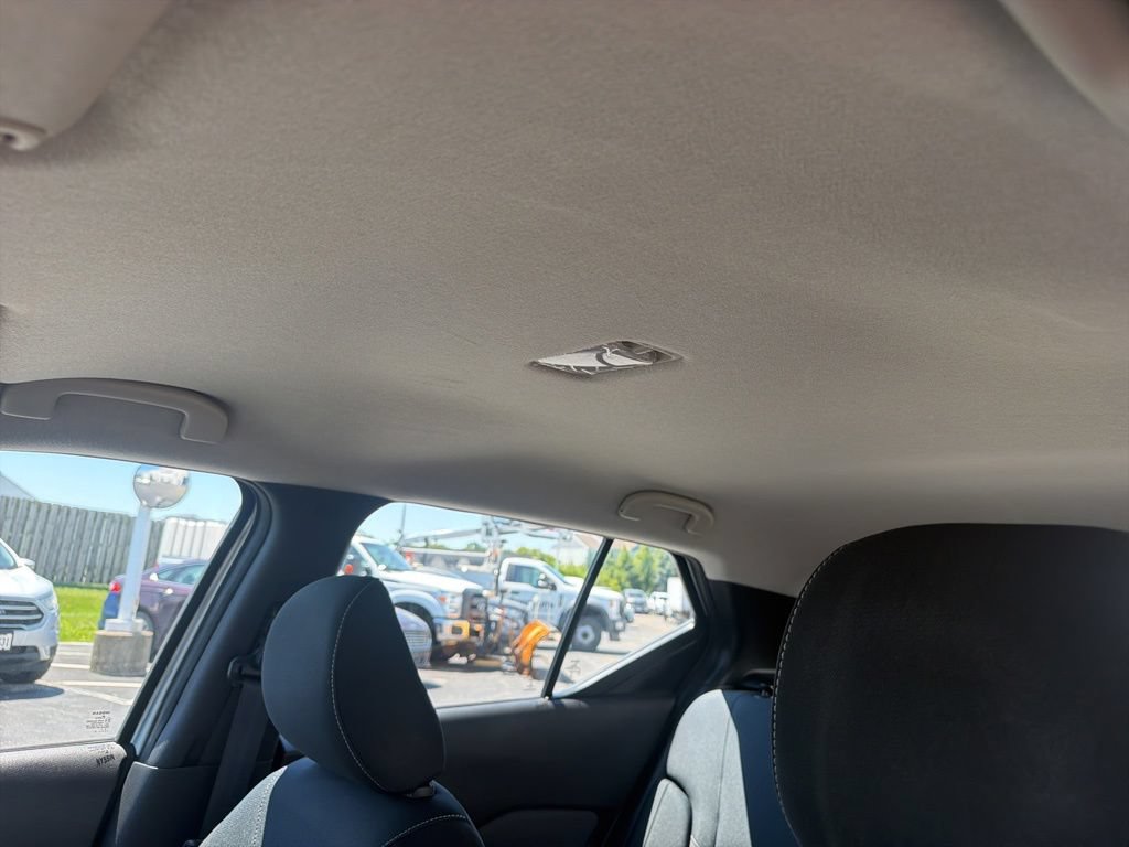 Used 2020 Nissan Kicks S FWD image 27