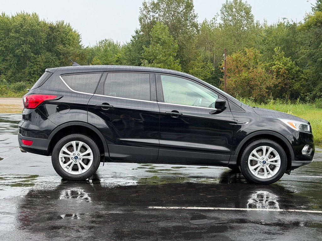 Certified 2019 Ford Escape SE FWD image 7