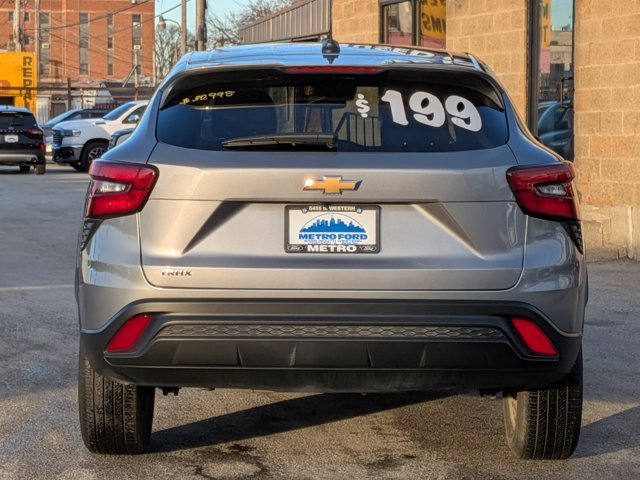 Used 2025 Chevrolet Trax LS FWD image 5