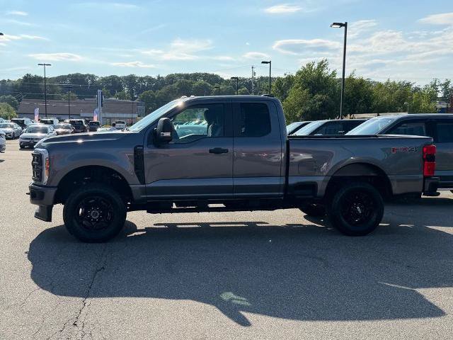 Certified 2023 Ford F250 XL w/ STX Appearance Package AWD/4WD image 7