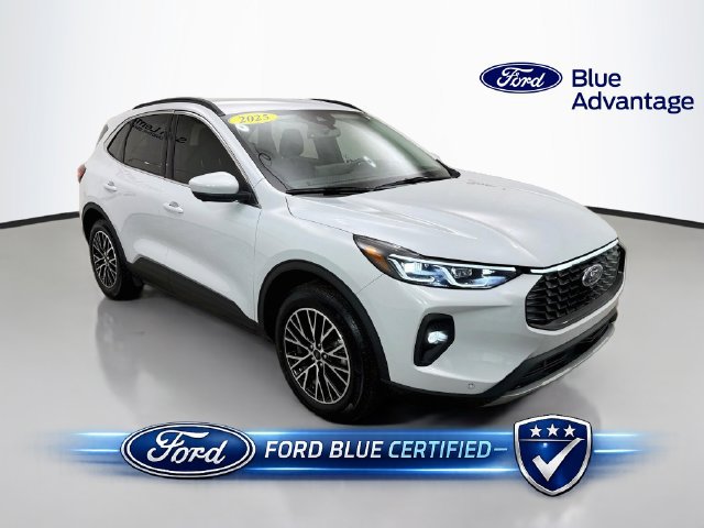 Certified 2025 Ford Escape SE w/ PHEV Premium Package