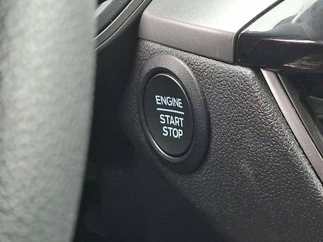 Certified 2025 Ford Escape Active AWD/4WD image 22
