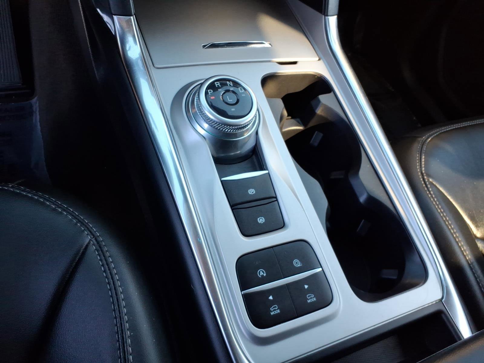 Certified 2024 Ford Explorer XLT w/ Equipment Group 202A image 19