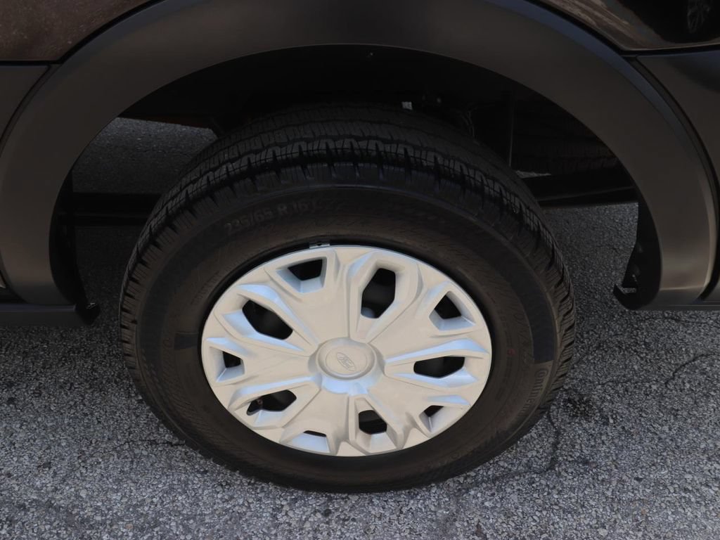 Certified 2024 Ford Transit 350 XLT RWD image 25