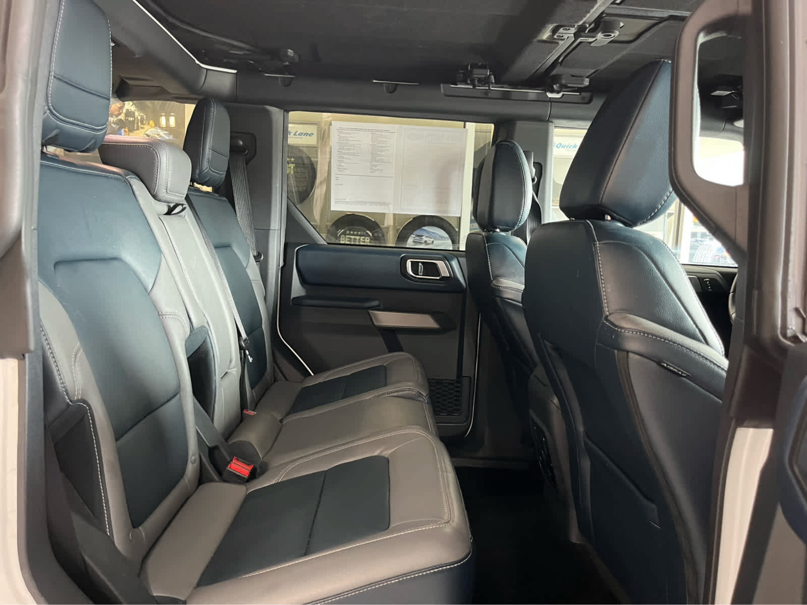 Certified 2023 Ford Bronco Outer Banks w/ Sasquatch Package AWD/4WD image 36