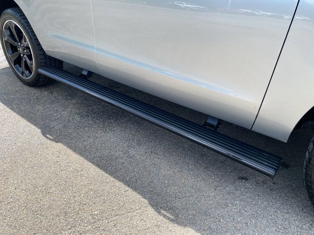 Certified 2023 Ford Expedition Limited AWD/4WD image 10