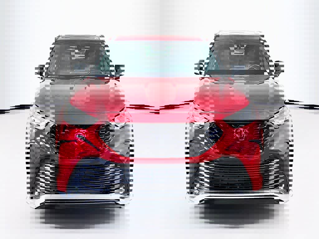 Used 2022 Toyota Highlander XSE image 6