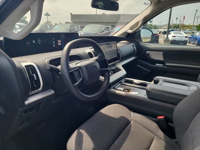 Certified 2025 Ford Expedition Active RWD image 10