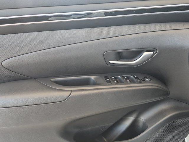 Used 2023 Hyundai Tucson SEL FWD image 13