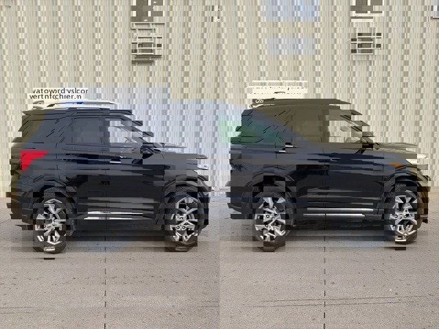 Certified 2021 Ford Explorer Limited w/ Equipment Group 301A image 5