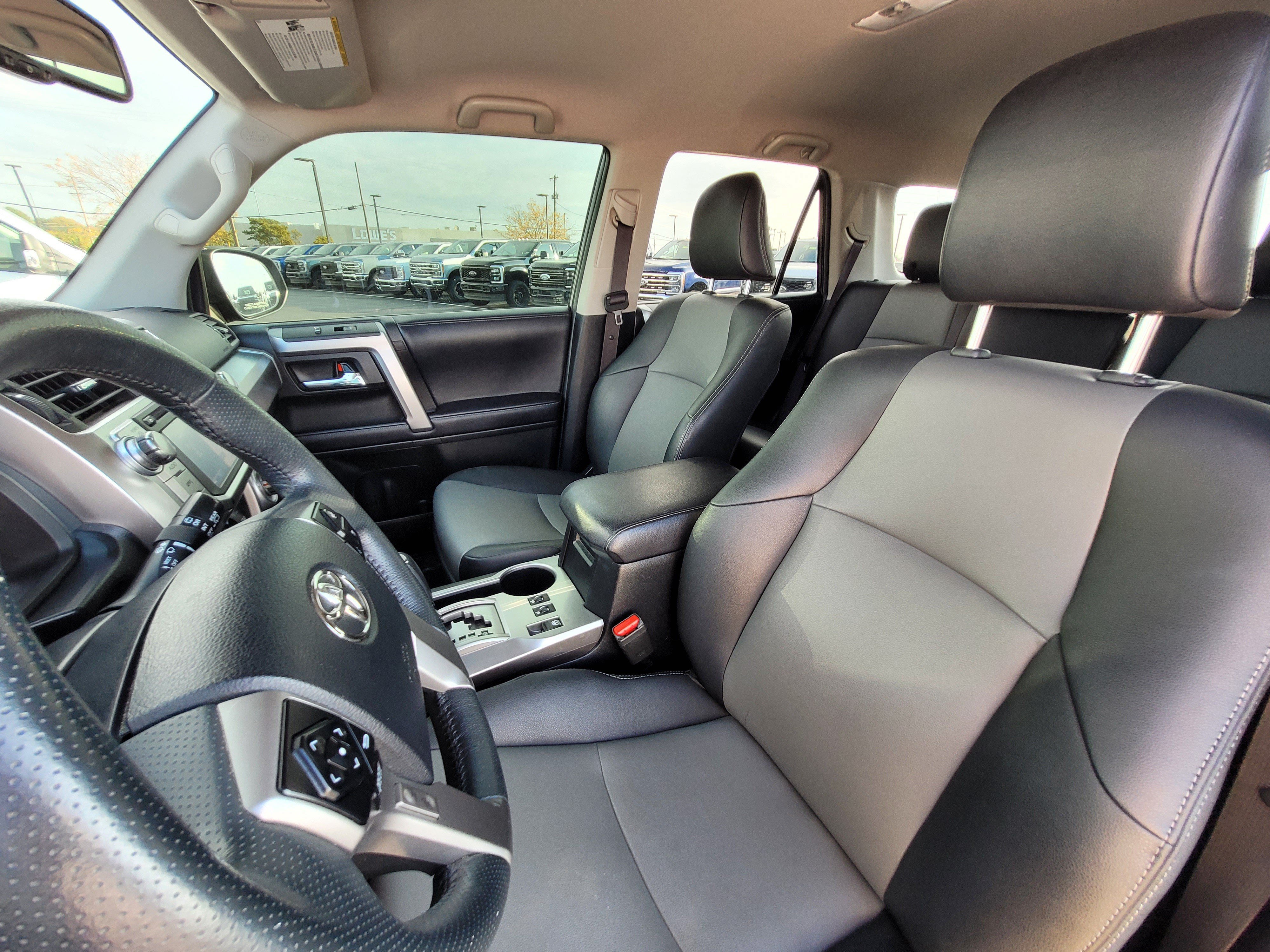 Used 2019 Toyota 4Runner SR5 Premium AWD/4WD image 26
