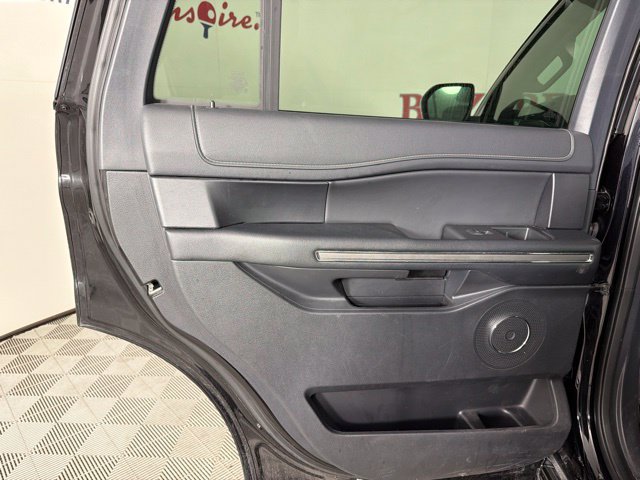 Certified 2024 Ford Expedition XLT RWD image 34