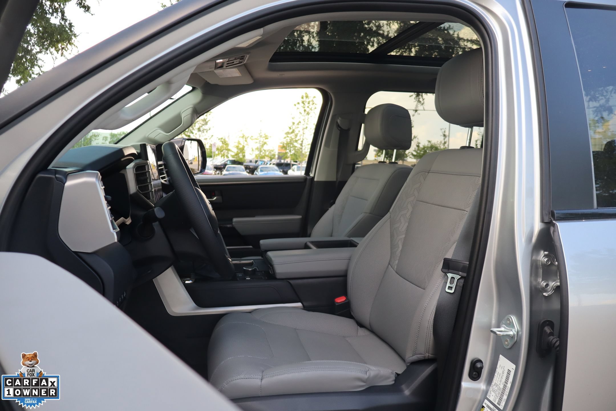 Used 2024 Toyota Tundra Limited w/ TRD Off-Road Package AWD/4WD image 11