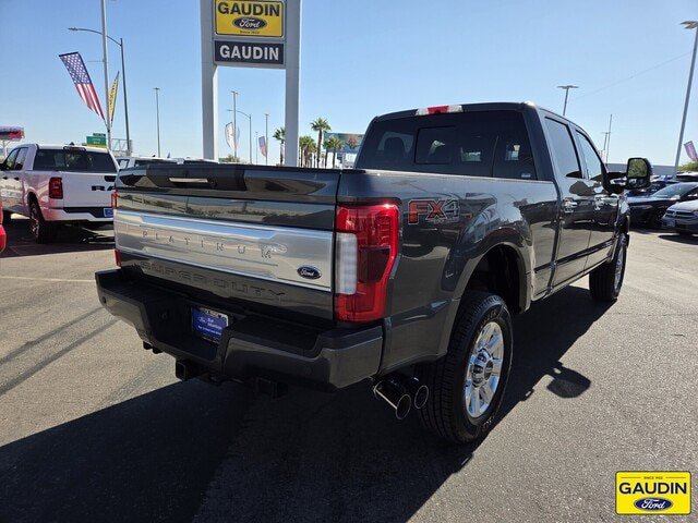 Certified 2019 Ford F250 Platinum w/ Platinum Ultimate Package AWD/4WD image 7