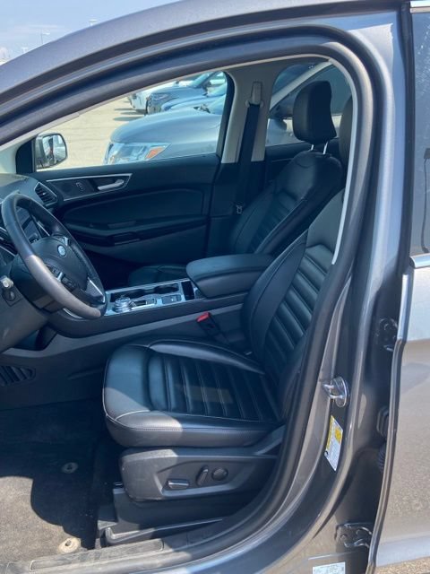Certified 2024 Ford Edge SEL w/ Convenience Package AWD/4WD image 5