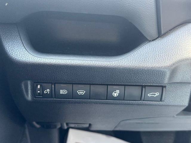 Used 2025 Toyota RAV4 XLE w/ Convenience Package AWD/4WD image 17