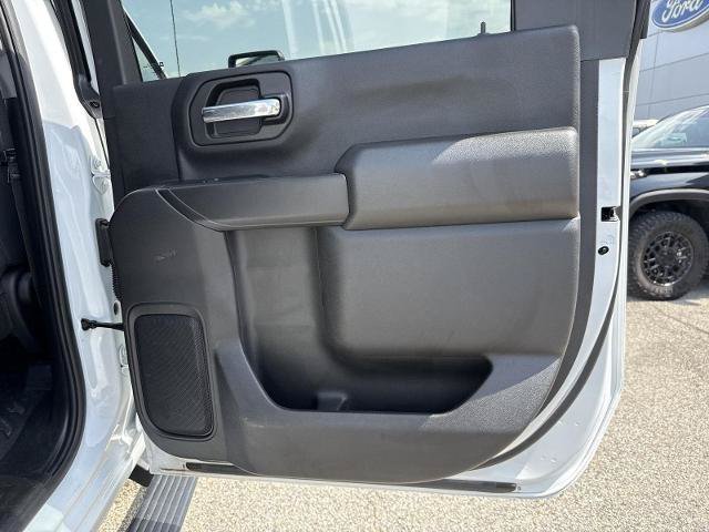 Used 2024 GMC Sierra 3500 Pro AWD/4WD image 22