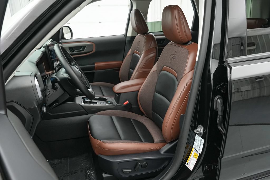 Certified 2025 Ford Bronco Sport Outer Banks w/ Outer Banks Tech Package+ AWD/4WD image 12
