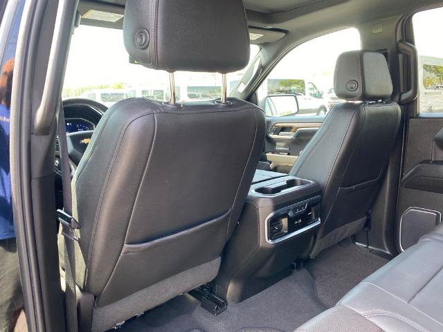 Used 2022 Chevrolet Silverado 1500 High Country w/ High Country Premium Package AWD/4WD image 32