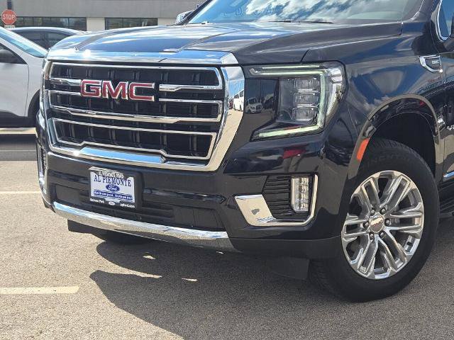 Used 2022 GMC Yukon SLT w/ SLT Premium Package AWD/4WD image 2