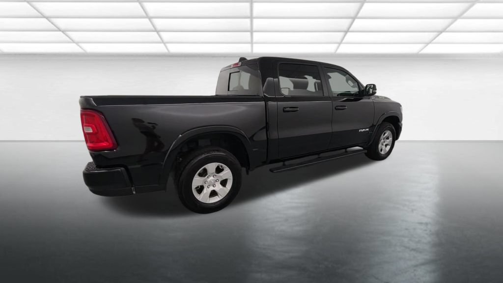 Used 2025 RAM 1500 Big Horn AWD/4WD image 8