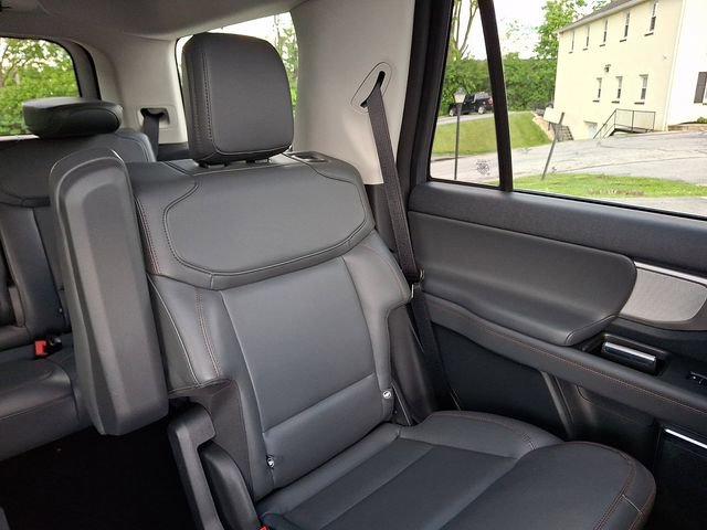 Certified 2025 Ford Expedition Active AWD/4WD image 28