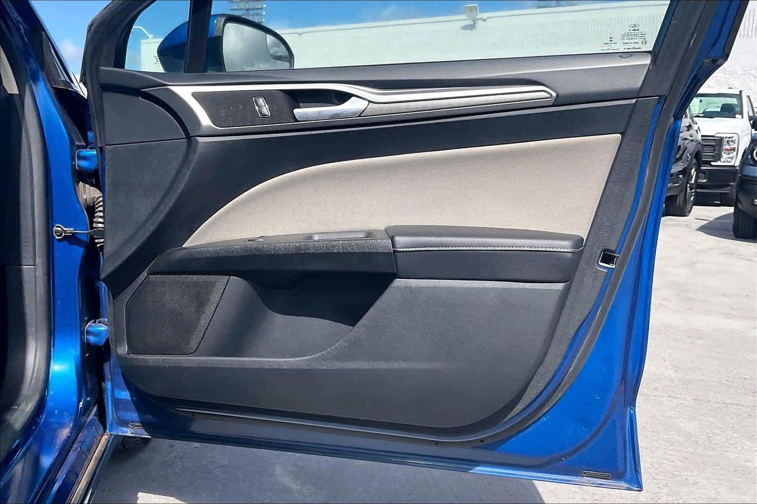 Certified 2018 Ford Fusion S FWD image 28