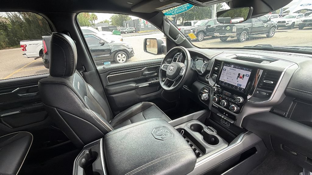 Used 2024 RAM 1500 Laramie AWD/4WD image 30