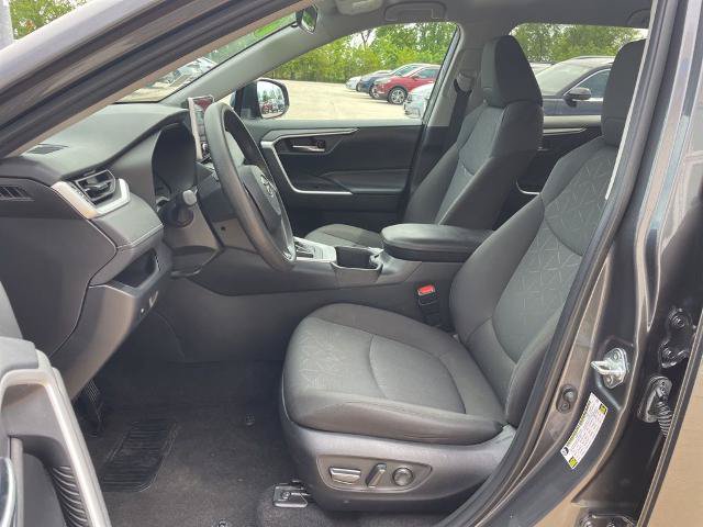 Used 2024 Toyota RAV4 XLE AWD/4WD image 8