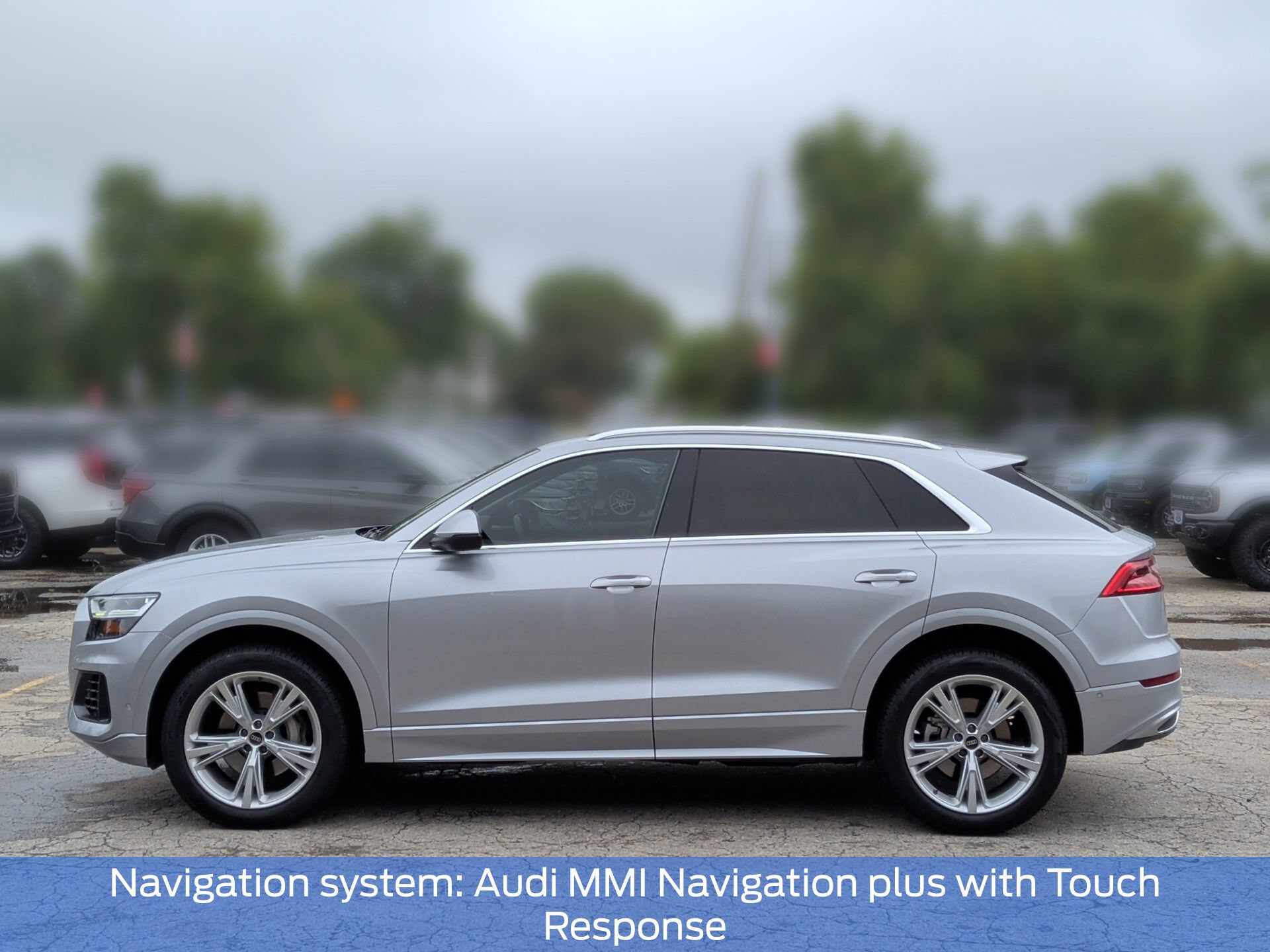Used 2022 Audi Q8 Premium Plus AWD/4WD image 2