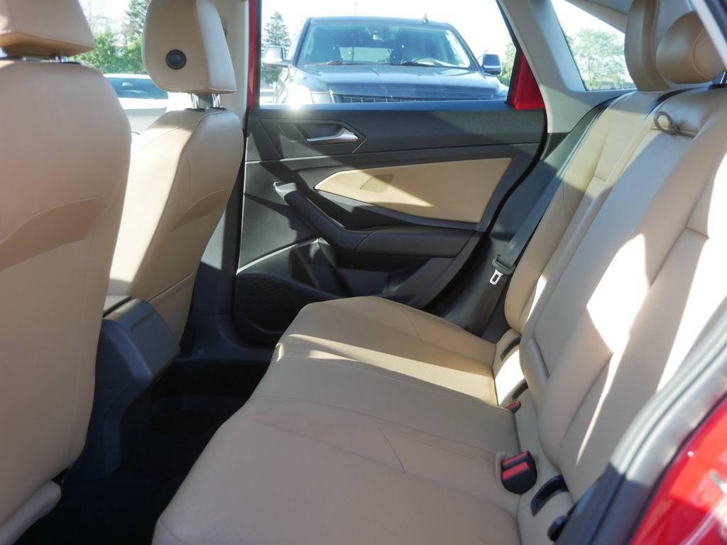 Used 2019 Volkswagen Jetta SE FWD image 17