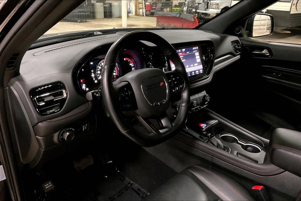 Used 2025 Dodge Durango GT AWD/4WD image 13