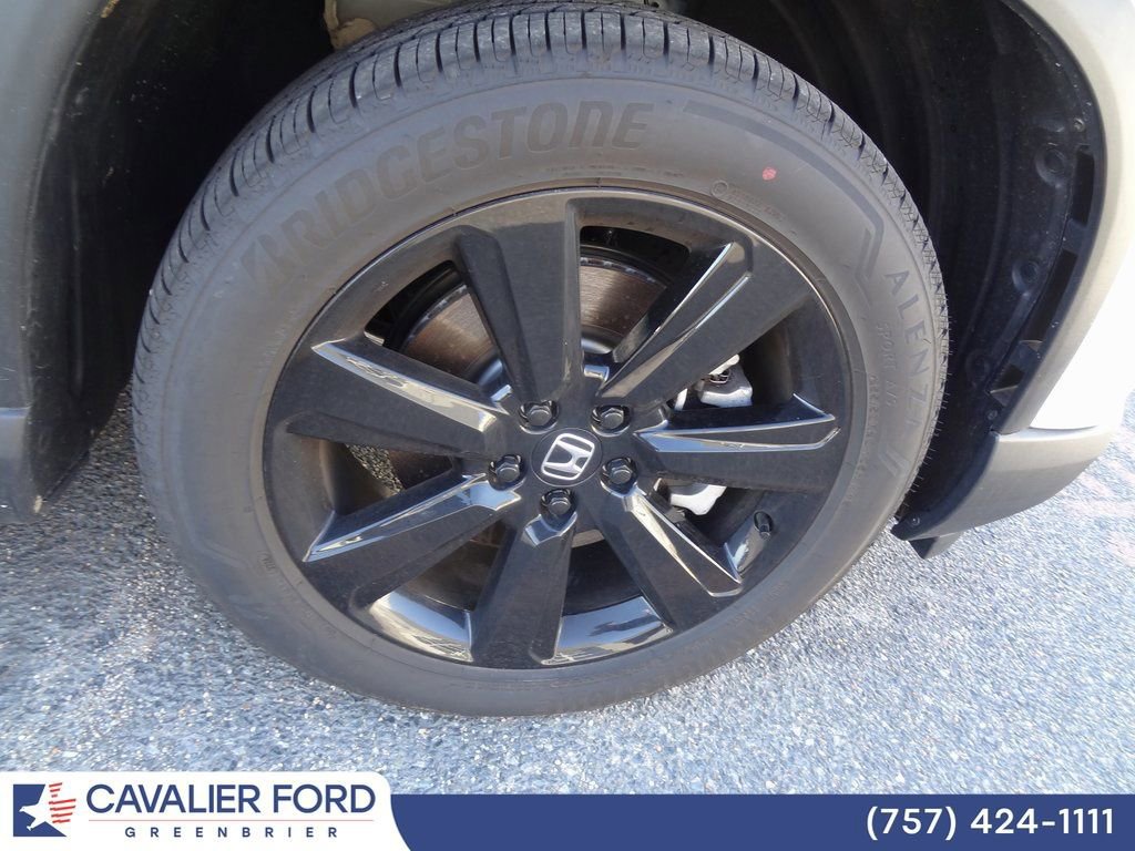 Used 2025 Honda Pilot Black Edition image 12