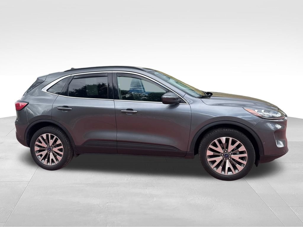 Certified 2021 Ford Escape Titanium AWD/4WD image 11