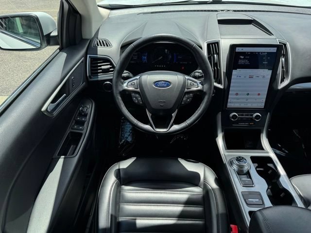 Certified 2024 Ford Edge SEL AWD/4WD image 9