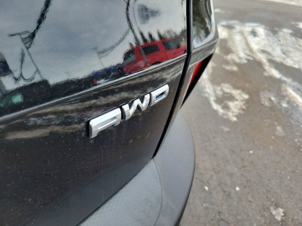 Certified 2025 Ford Escape Platinum image 26