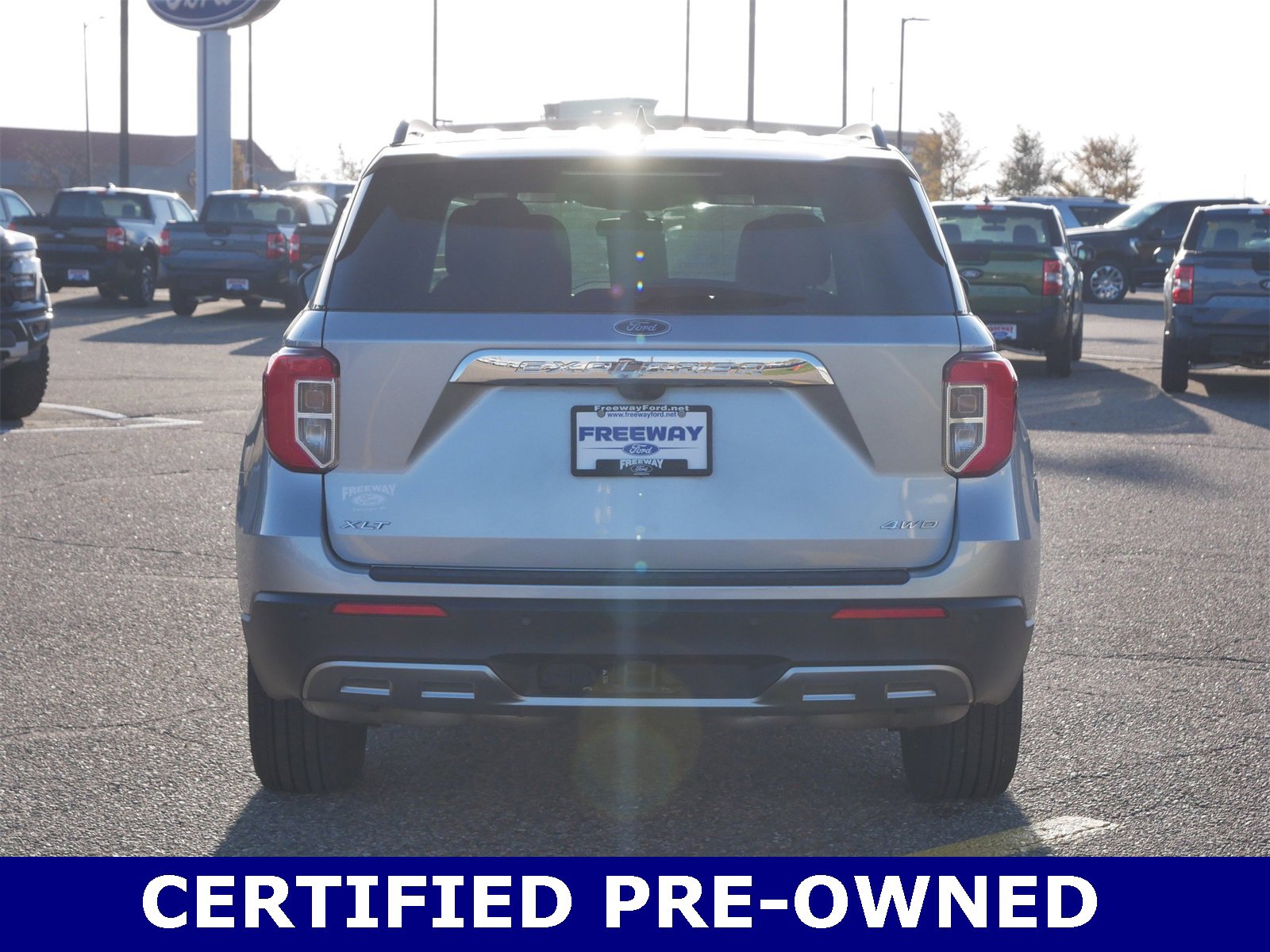 Certified 2023 Ford Explorer XLT w/ Equipment Group 202A image 4