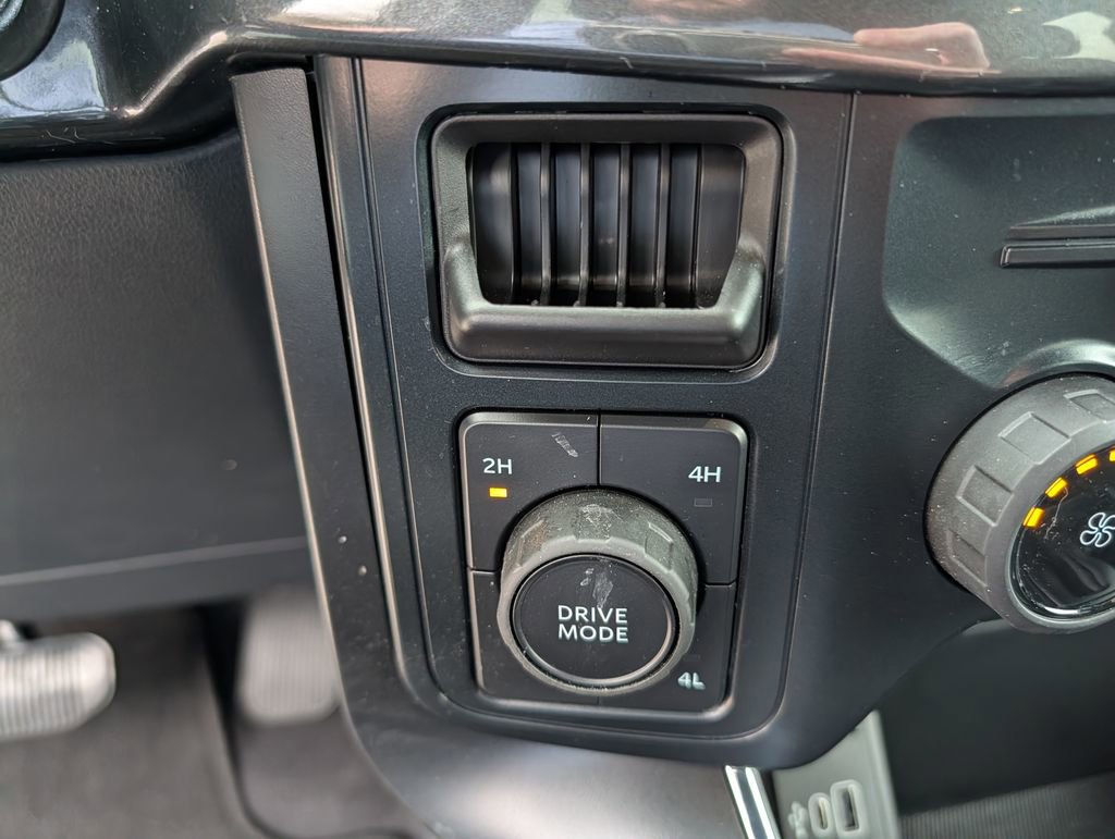 Certified 2025 Ford F150 STX image 17