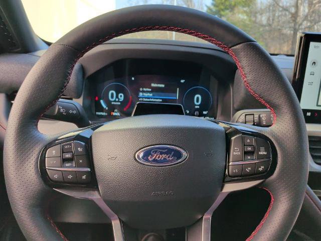 Certified 2025 Ford Explorer ST-Line image 17