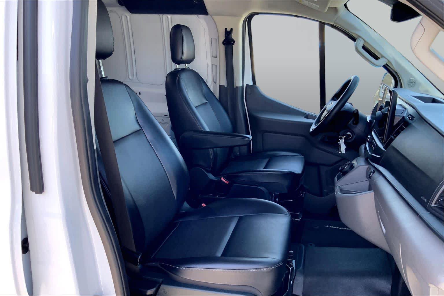 Certified 2023 Ford E-Transit Low Roof RWD image 8
