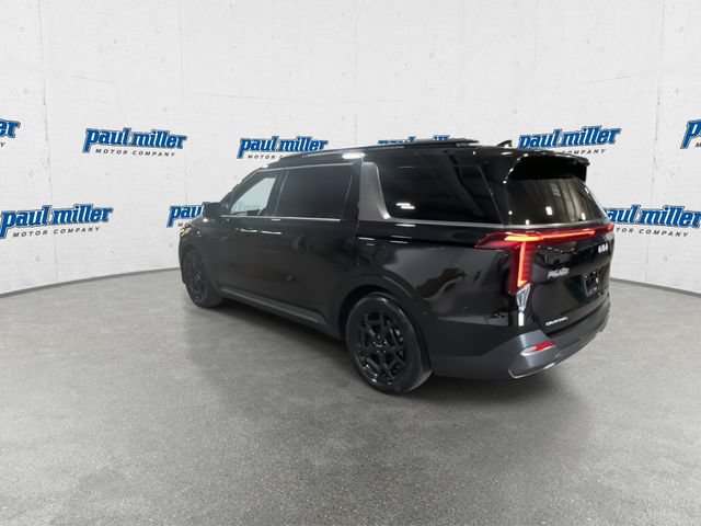 Used 2025 Kia Carnival SX Prestige FWD image 12
