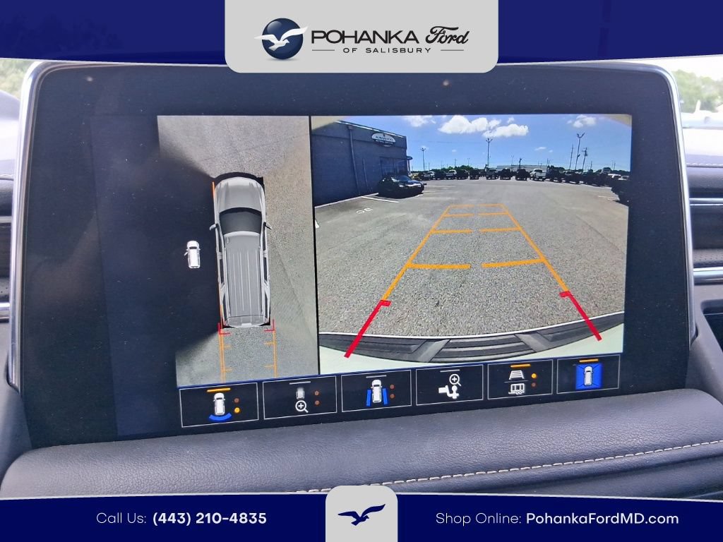 Used 2023 Chevrolet Suburban Premier AWD/4WD image 13