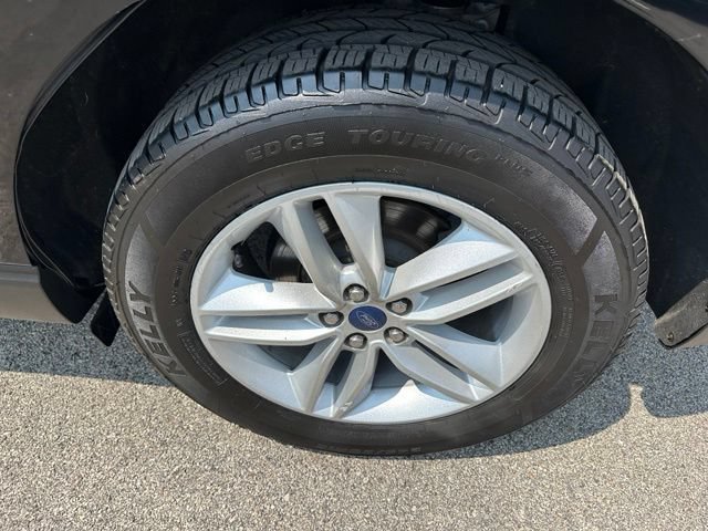 Certified 2018 Ford Edge SEL w/ Equipment Group 201A AWD/4WD image 7