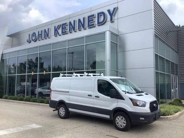 Certified 2025 Ford Transit 250 Low Roof w/ Exterior Upgrade Package RWD image 38
