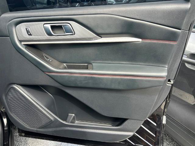 Certified 2025 Ford Explorer ST RWD image 40