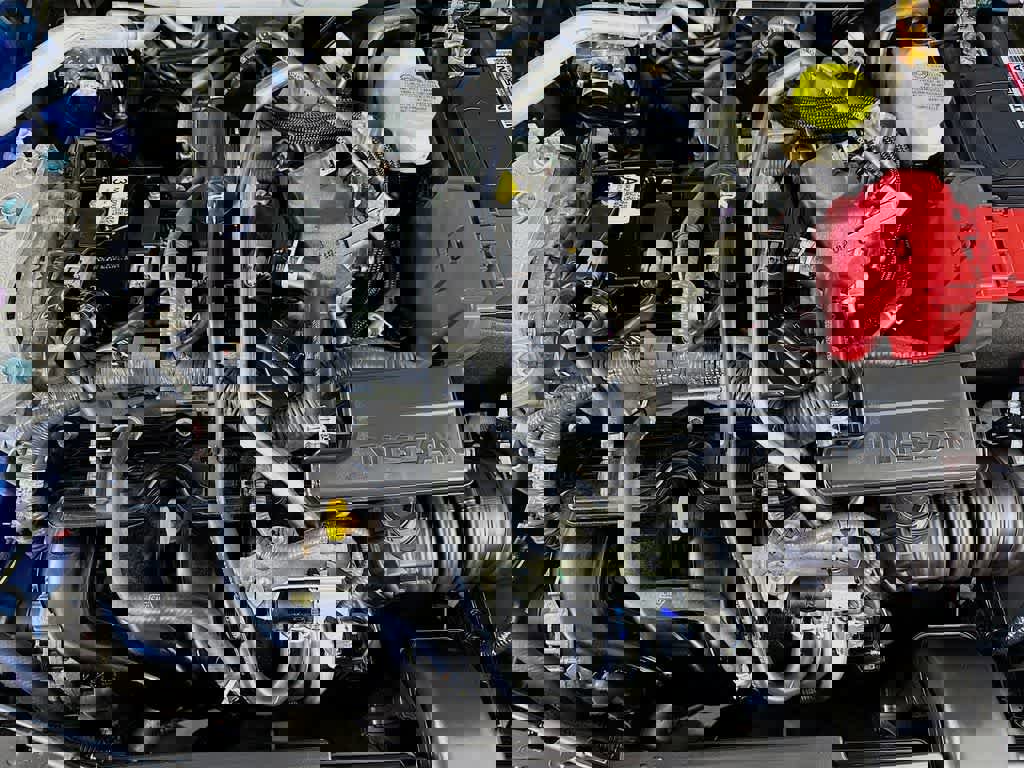 Used 2025 Nissan Sentra SR w/ SR Premium Package image 12