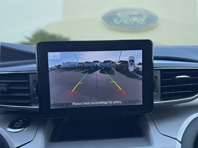 Certified 2021 Ford Explorer XLT w/ Equipment Group 202A AWD/4WD image 30